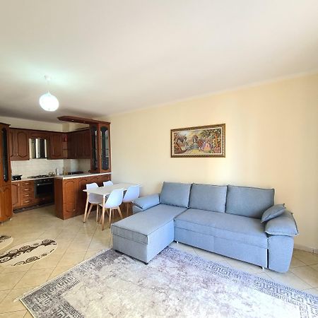 Erin Apartments Vlore Exterior photo