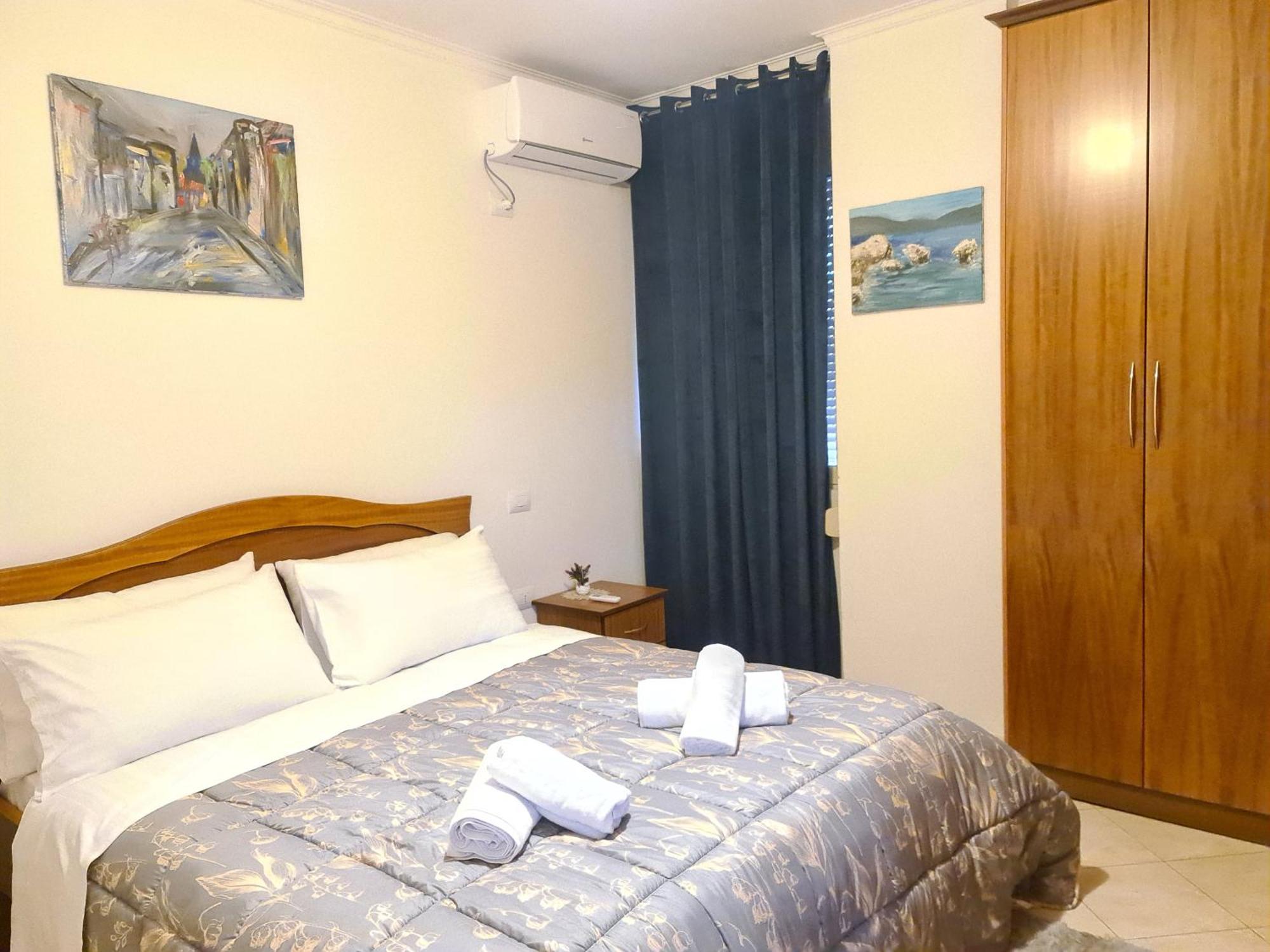 Erin Apartments Vlore Exterior photo