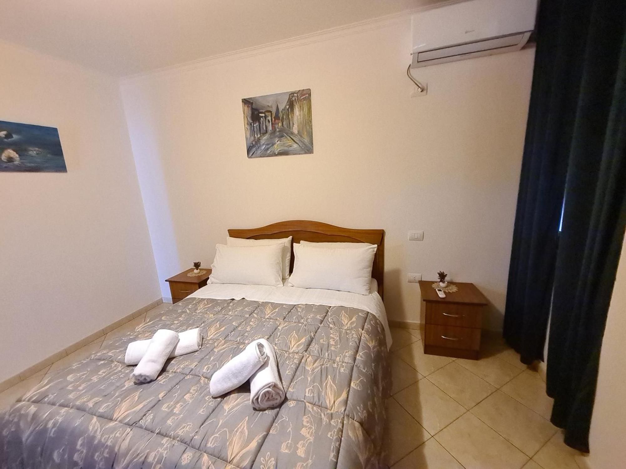 Erin Apartments Vlore Exterior photo